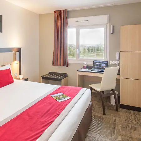 Akena Reims 3*