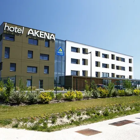 Akena Reims Готель Bezannes