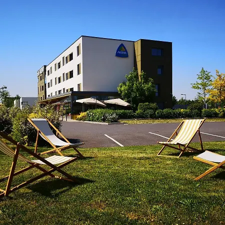 Akena Reims 3*